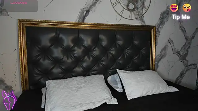 دردشة LiamDeep الجنسية المباشرة