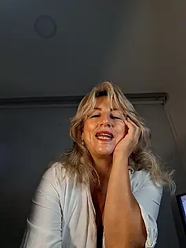 Sembang XXX Secara Langsung almaluna7