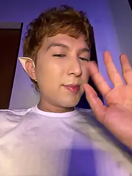 Conny_latino Adlı Modelin Canlı XXX Sohbeti