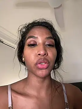 Chat XXX en directo de IamCrystal2