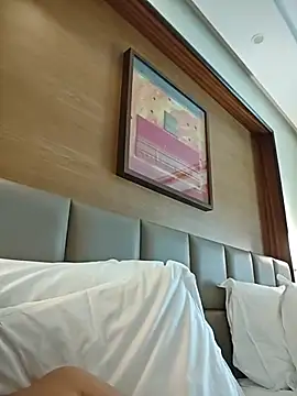 NakedMILFx: απευθείας συνομιλία ΧΧΧ