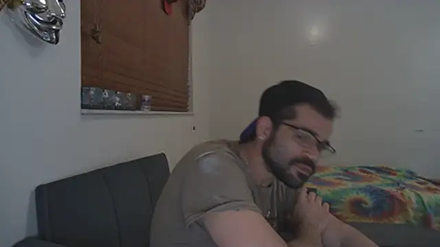 Zander823 即時 XXX 聊天