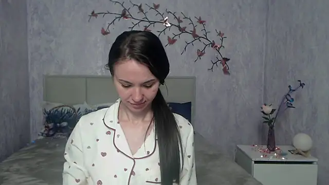 KaraCriegs 即時 XXX 聊天