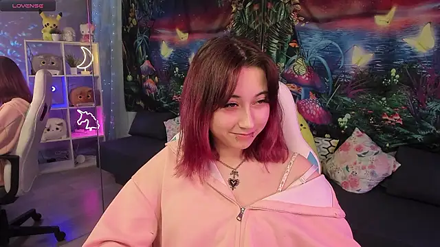 Chat +18 de ClaraParks ao vivo