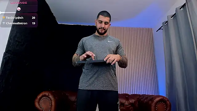 KyleNorth_ Adlı Modelin Web Kamerası Şovu