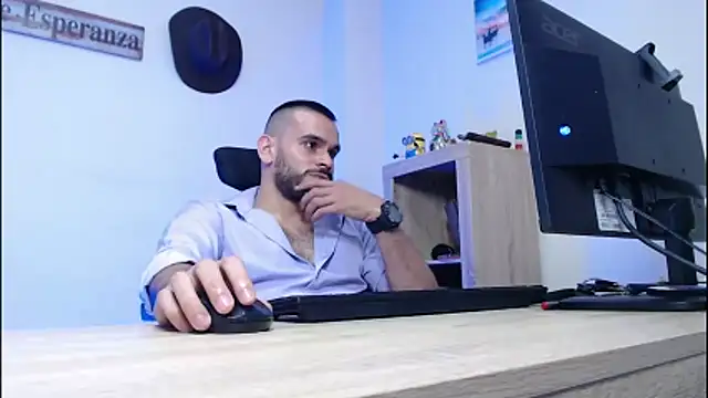 cowboyht Chat XXX in diretta