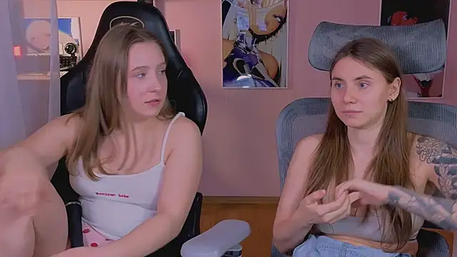 saint_trisha's Webcam Show