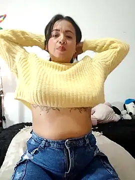 Sembang XXX Secara Langsung agatha_sluttylatina