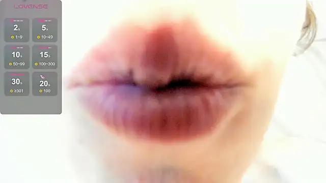 AvenGlow Webcam Show