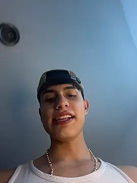 دردشة Lander_Cruz الجنسية المباشرة