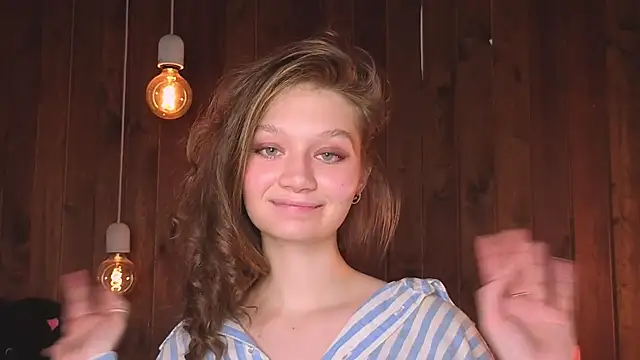 HolliBillign Live XXX chat