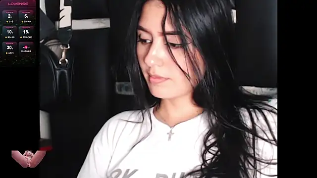 Danae_999 现场XXX聊天