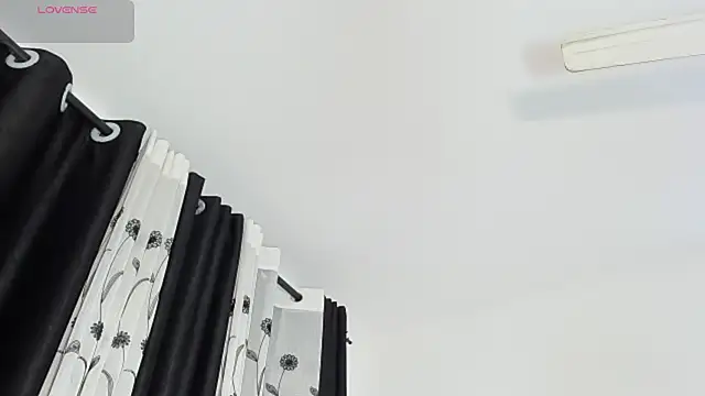 Chat +18 de CREAMY_BUBBLEGUM ao vivo