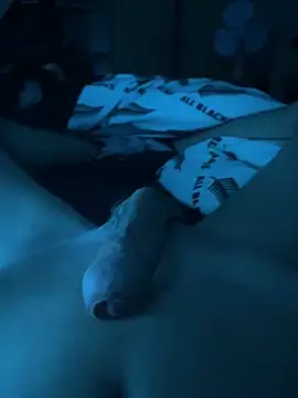 moogly655 Show in webcam