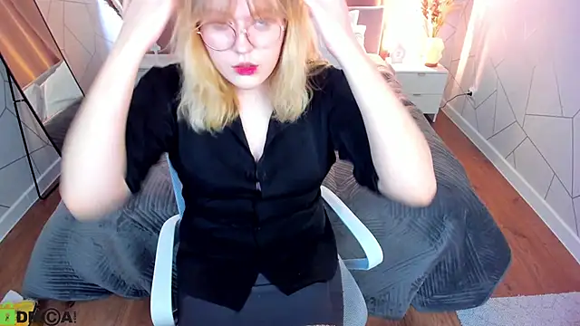 Chatroom XXX en direct de luna_c0ra