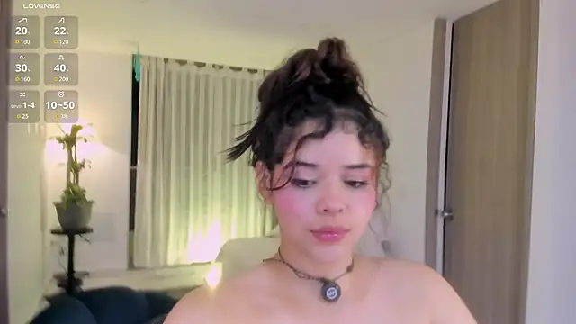 Živý XXX chat NikaVelvet1