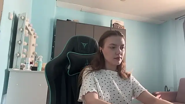 Pertunjukan Kamera Web AndreeMerryman