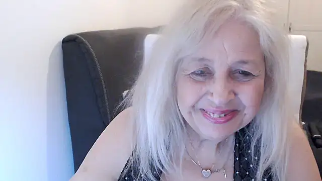 دردشة SusiLifeXXX الجنسية المباشرة