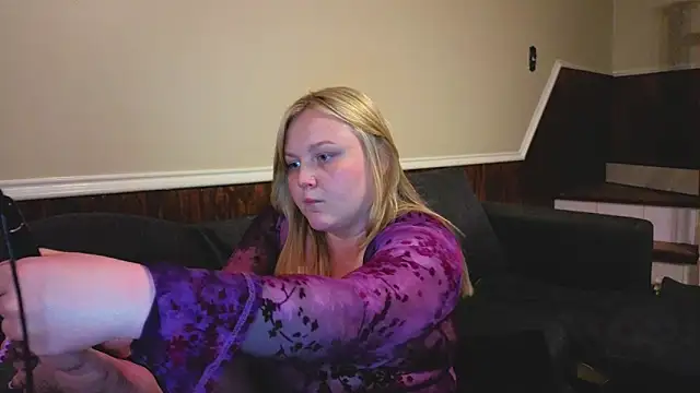 PhatAssBlond webkamerás műsora