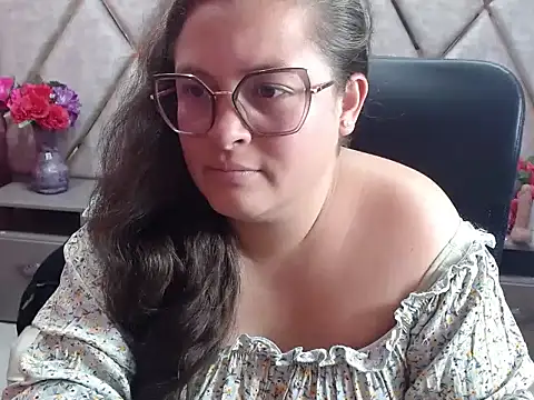 Sarah_Boobs_ 现场XXX聊天