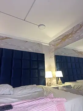 loladupont: онлайн-секс-чат