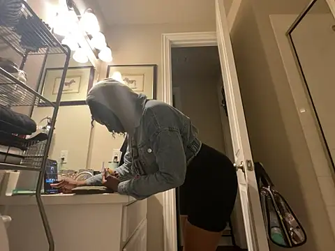 wynterheat: онлайн-секс-чат