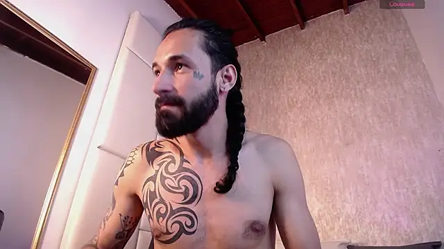 Hisoka_011 Show in webcam