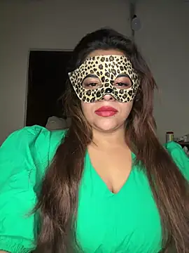 SLNatasha Adlı Modelin Canlı XXX Sohbeti