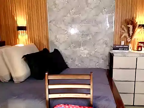 Živý XXX chat MiaFuckingWill