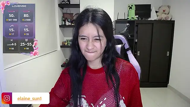 Chat +18 de elaine_sun1 ao vivo