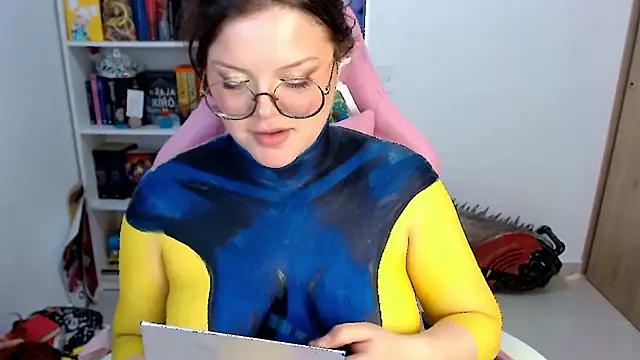 Gabiwaifu live XXX chat