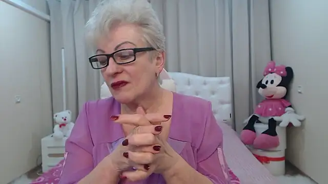 Chat +18 de KayleSmoll ao vivo