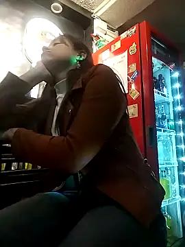 Chat +18 de karlagiraldo198 ao vivo