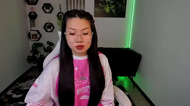 แชท XXX สดของ LunaPurrr