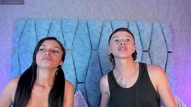 Chat +18 de Genesis_And_Jack_ ao vivo