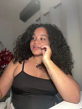 Chatroom XXX en direct de Lucy_wilson5