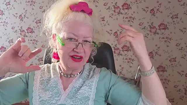 Chatroom XXX en direct de Maya_Mayflower