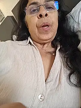 Chatroom XXX en direct de NakedMILFx