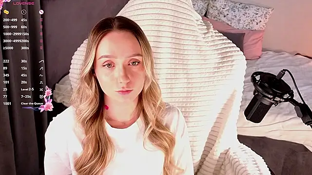 HollisBeckett Adlı Modelin Canlı XXX Sohbeti