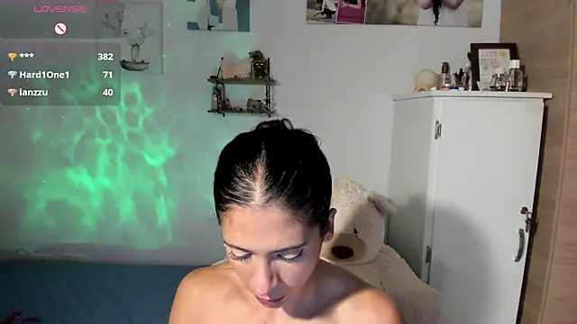 Veronikolsen-: онлайн-секс-чат