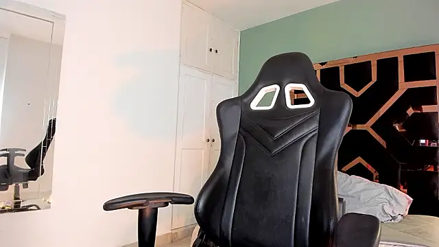 Justmia69 Webcam-Show