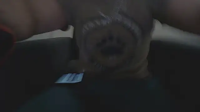 Zander823 Live XXX-Chat