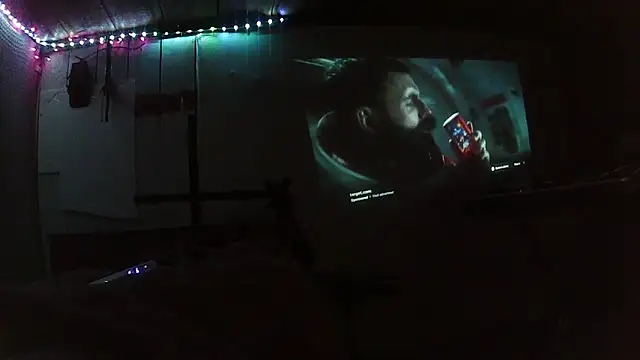 jaxx12369 Adlı Modelin Canlı XXX Sohbeti