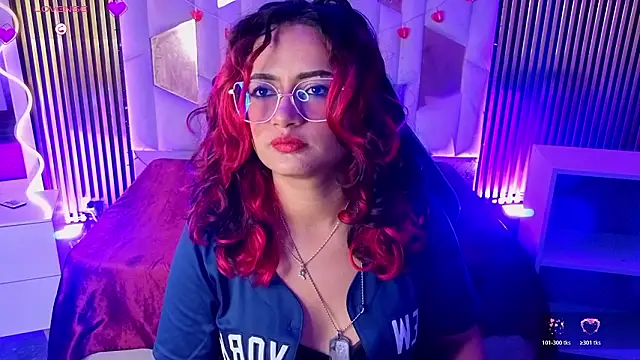 kristen_tay élő XXX-chatje