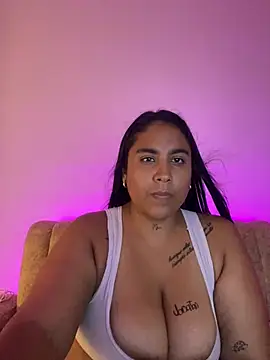 Liithn Live XXX chat