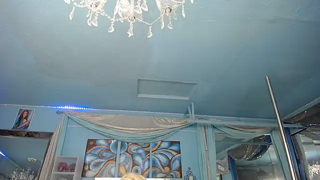 ADRIANNA_FOX Chat XXX live