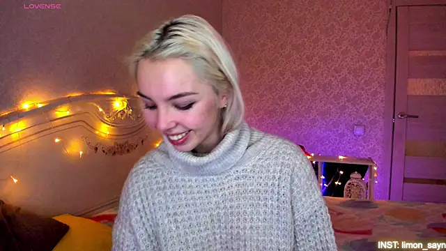 LillyMoure_ Chat XXX live