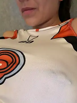 cyborg_v03 Adlı Modelin Canlı XXX Sohbeti