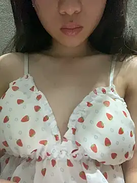 Bella_sexy98 网络视讯表演