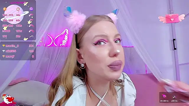 YourWildDestiny's Live XXX Chat